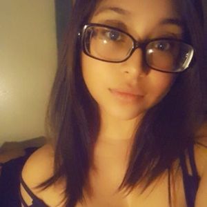 Meet your Posher, Cinthya